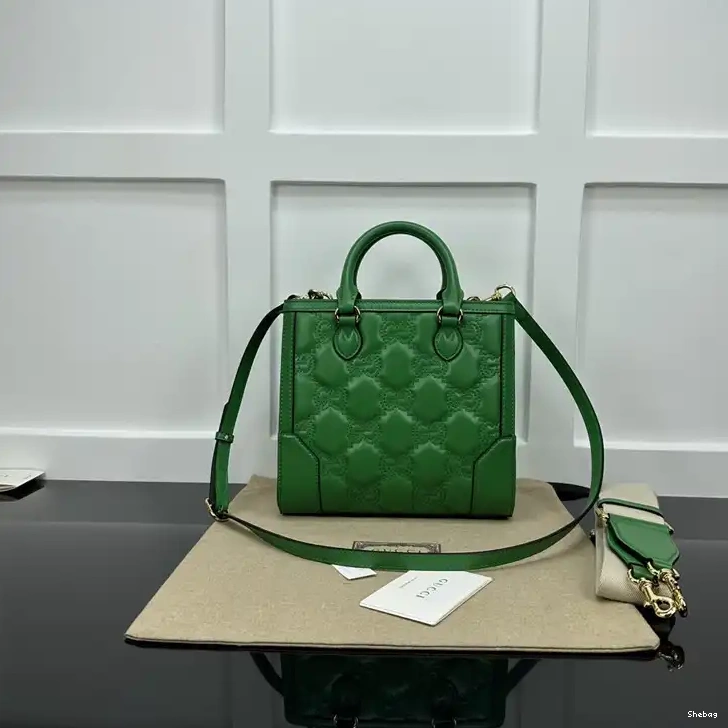 Bag Gucci 2212YA0004 0530